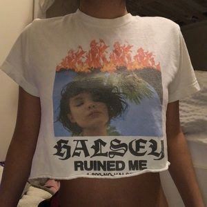Halsey cropped tee shirt